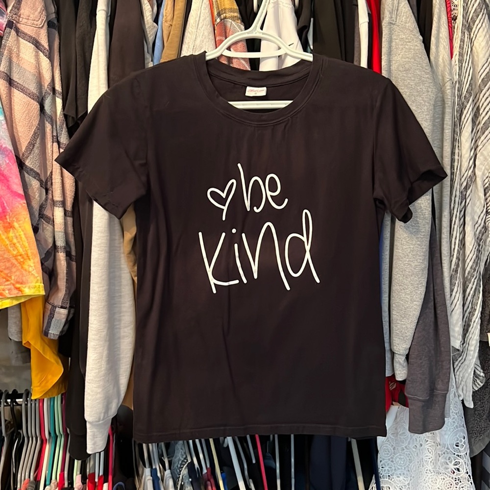 * Be Kind TShirt - Black - Size Small